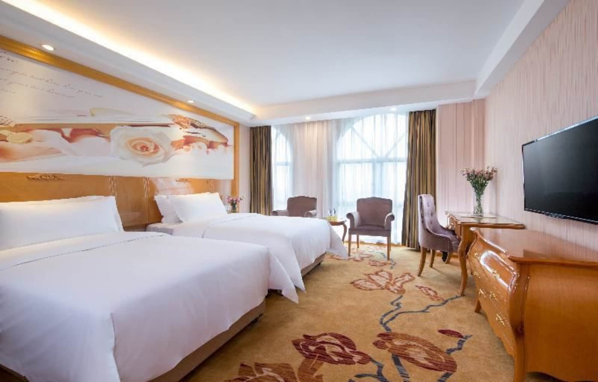Vienna Classic Hotel Shenzhen Bantian Wuhe Avenue Ngoại thất bức ảnh